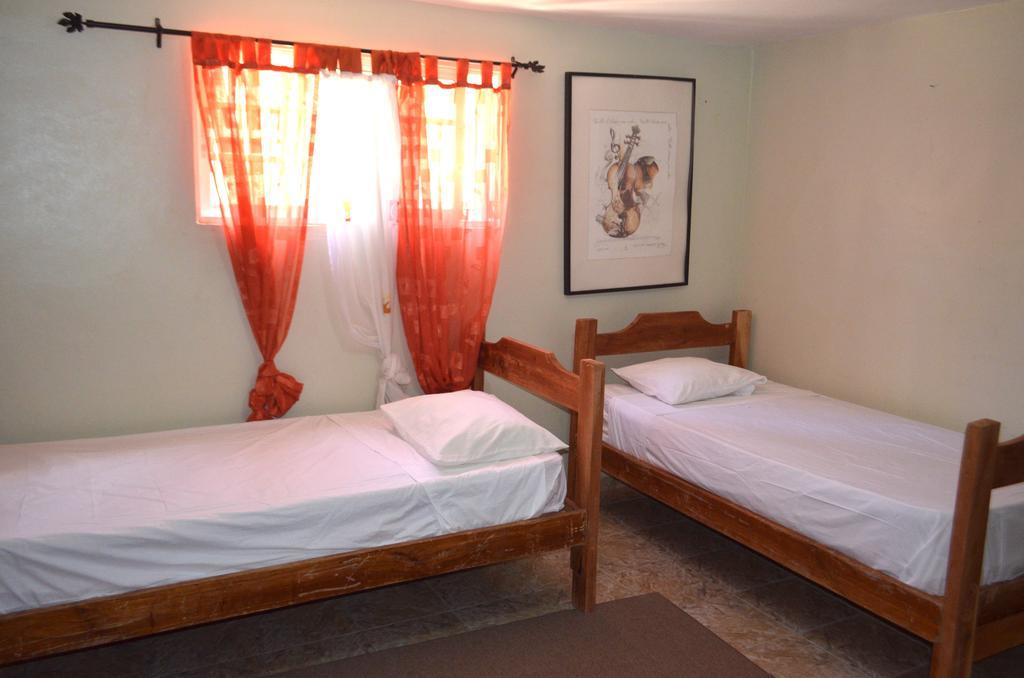 Hotel La Saladilla Bleach Club Barahona Eksteriør billede